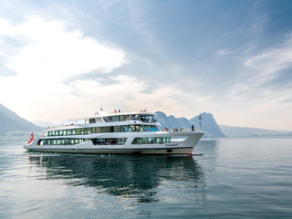 Motorboat Diamond Lake Lucerne