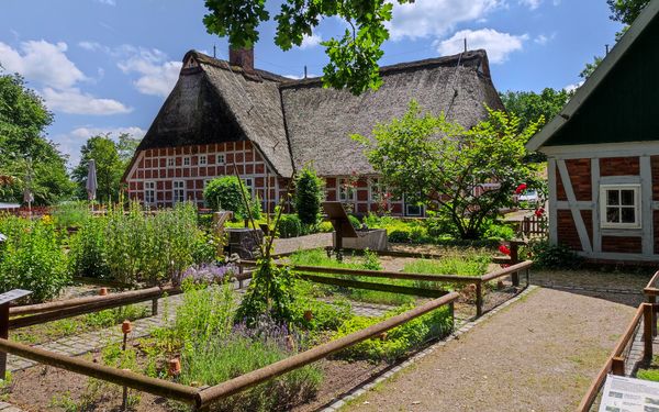 Apotheker- und Bauerngarten im Natur- und Erlebnispark Bremervörde