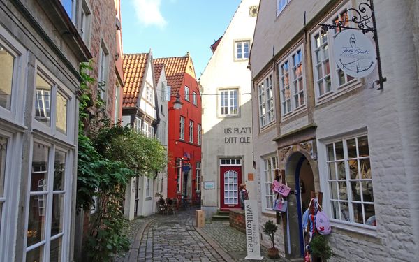 Einen Bummel wert ist sicherlich das Bremer Schnoorviertel, das älteste Stadtviertel von Bremen