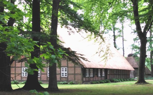 Das idylisch gelegene Heimathaus in Selsingen