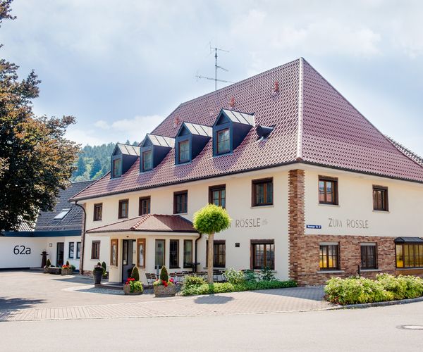 Hotel Gasthof zum Rössle DonauTouren