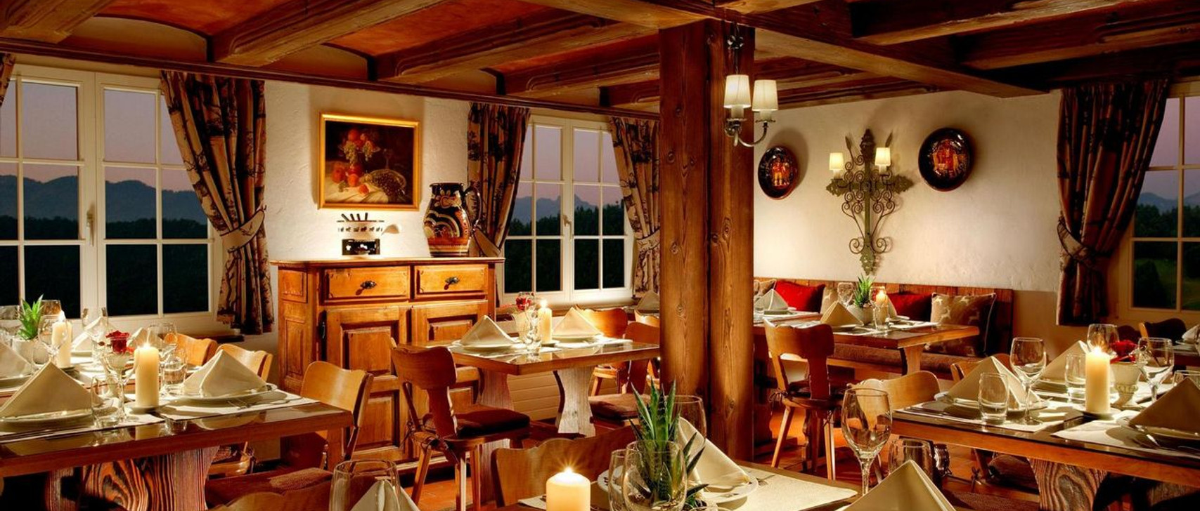 Taverne-1879-restaurant-essen-trinken-buergenstock.jpg