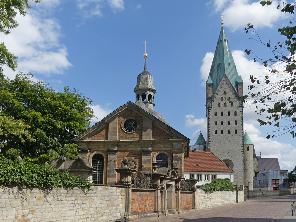 Alexiuskapelle und Dom