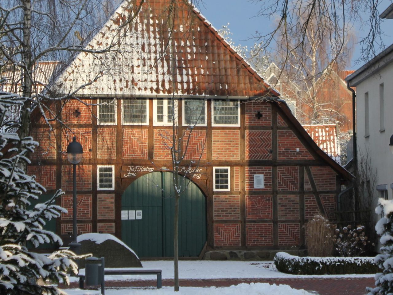 Bild vergrößern: Museum Römstedthaus im Winter