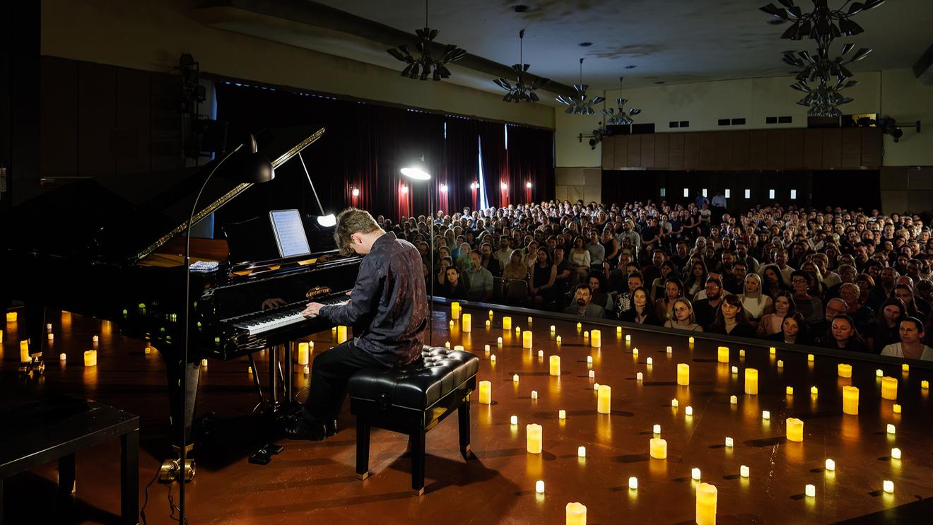 The Music of Ludovico Einaudi: Tribute - Klavierkonzert