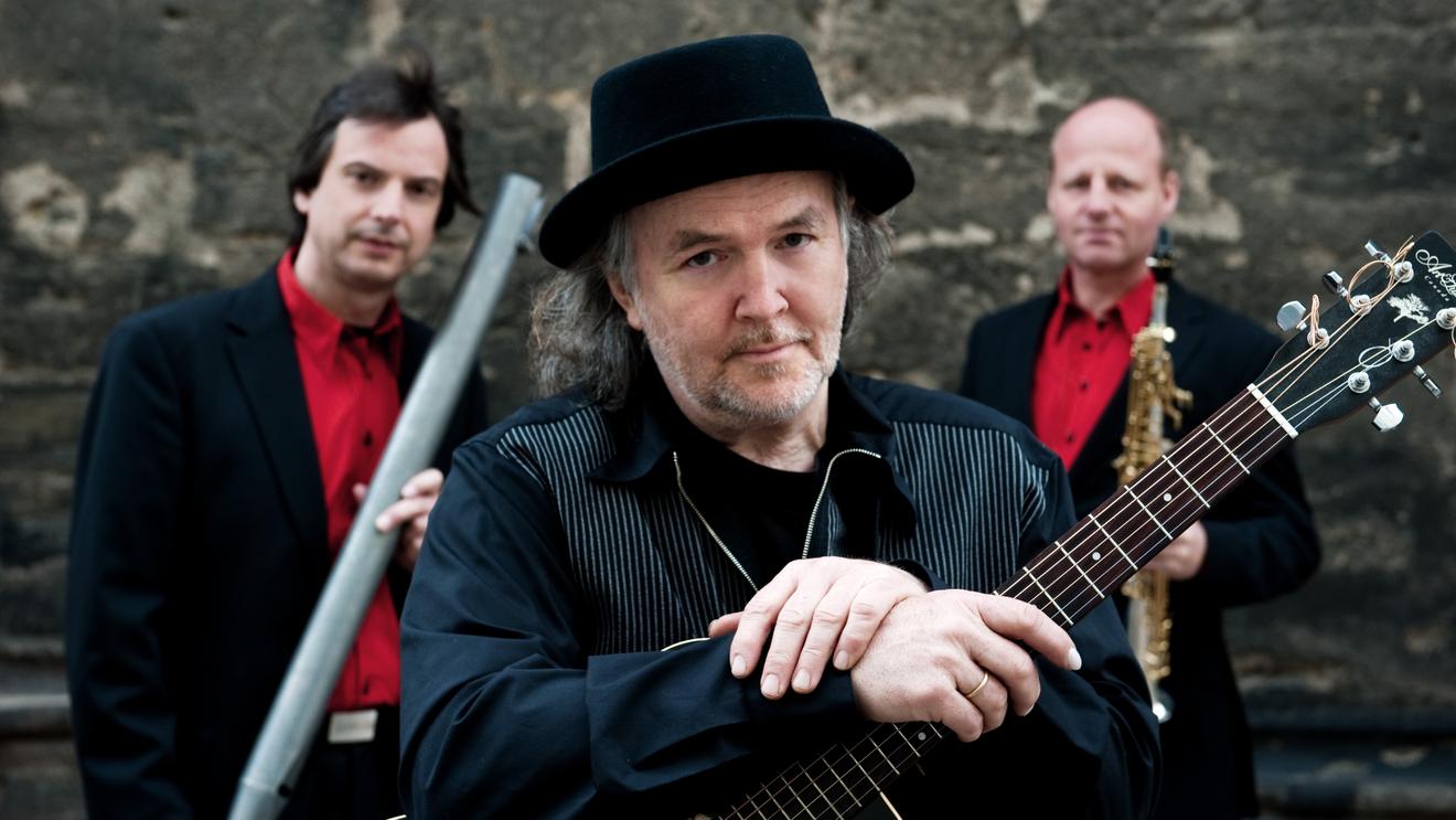 Gerhard Schöne, Ralf Benschu & Jens Goldhardt - Ich öffne die Tür weit am Abend