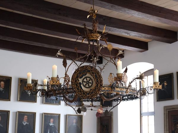 Chandelier in the Chamber of Peace