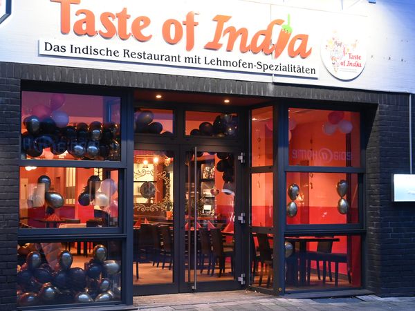 A Taste of India außen.JPG