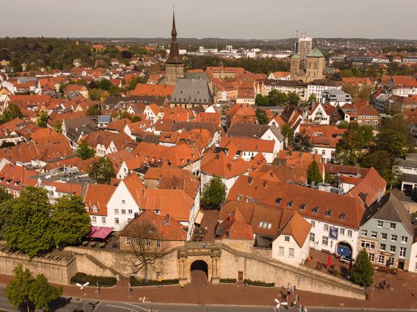 Osnabrück - Blick auf das Heger Tor-c-.jpg