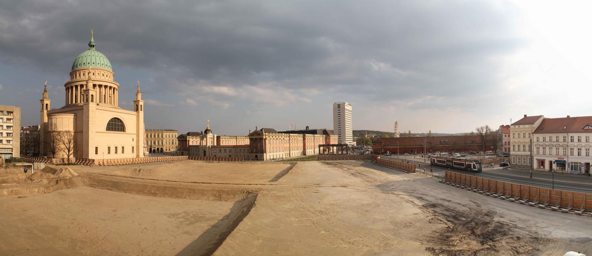Öffentliche Führung zur Ausstellung „Platz____für Neues? Der Nordwesten des Alten Markts im Fokus“