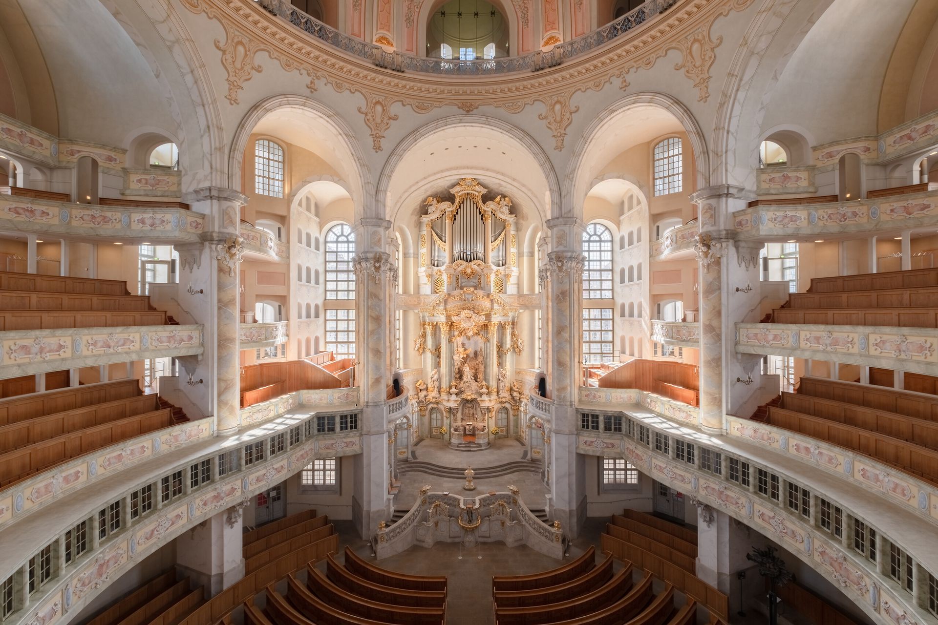 Frauenkirche Dresden – ein Ort des Glaubens, der Hoffnung und der Begegnung.jpg (Quelle: Antoin Bonin) Frauenkirche Dresden – ein Ort des Glaubens, der Hoffnung und der Begegnung.jpg (Quelle: Antoin Bonin)