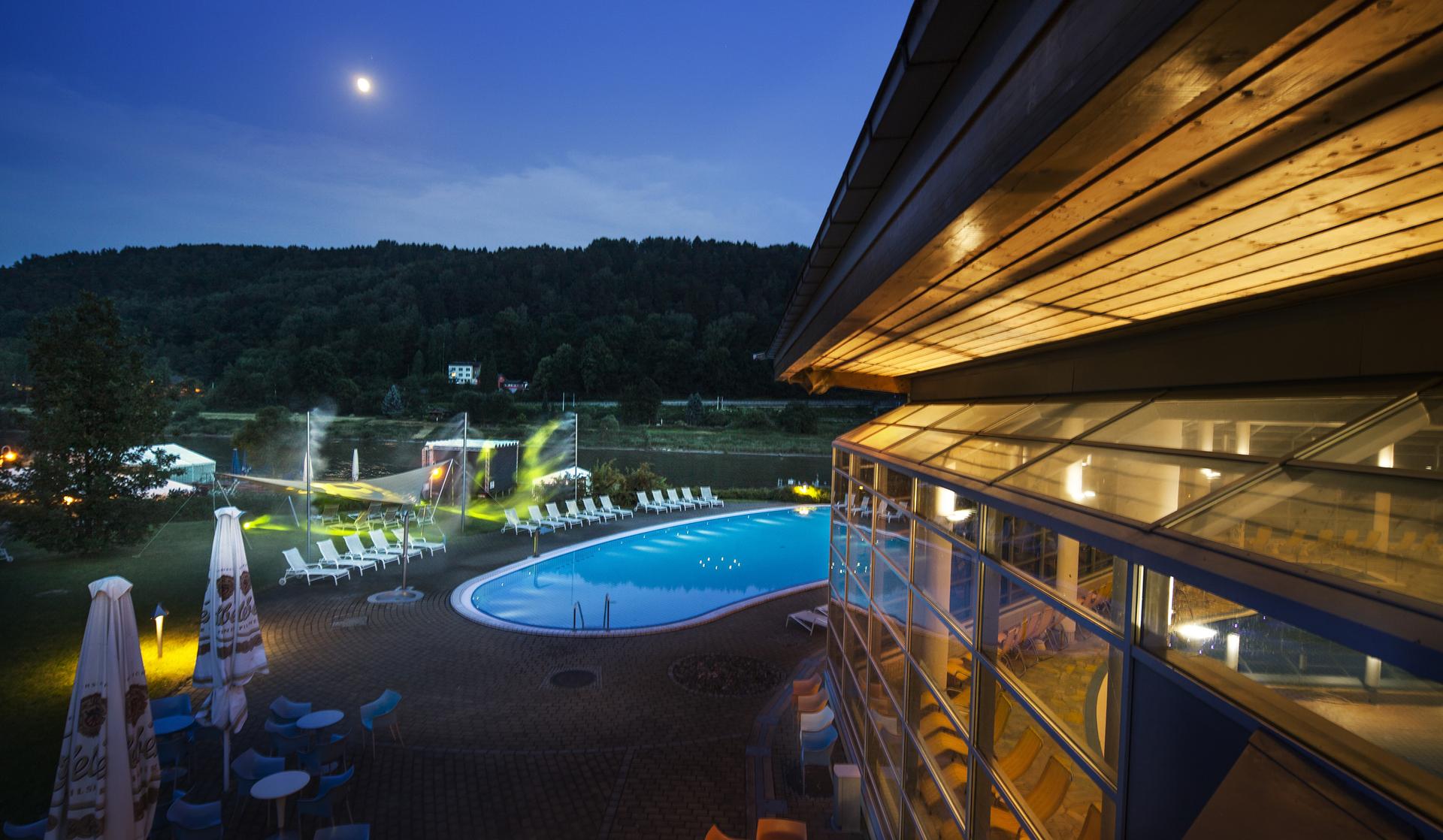 Quelle: Fouad Vollmer Werbeagentur, Katja Fouad Vollmer Toskana Therme Bad Schandau_Katja Fouad Vollmer.jpg (Quelle: Fouad Vollmer Werbeagentur, Katja Fouad Vollmer)