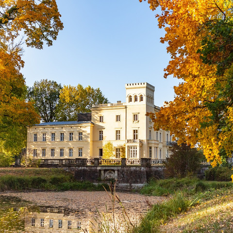 Hotel Schloss Steinhöfel im Herbst (c) TMB Fotoarchiv S. Lehmann