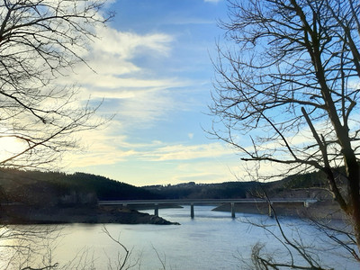 Okertalsperre mit Blick auf die Weißwasserbrücke