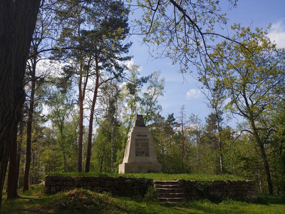 Kriegerdenkmal Mehdingschanze bei Halberstadt