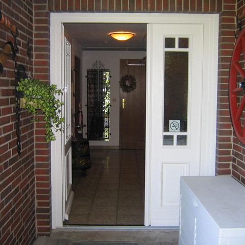 Eingangsbereich und Flur zu Ihrer Wohnung