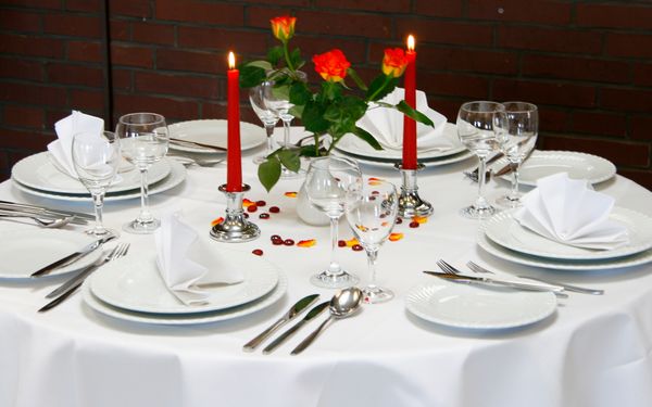 Gedeckter Tisch im Restaurant-Hotel Oase - Haus am Luhner Forst