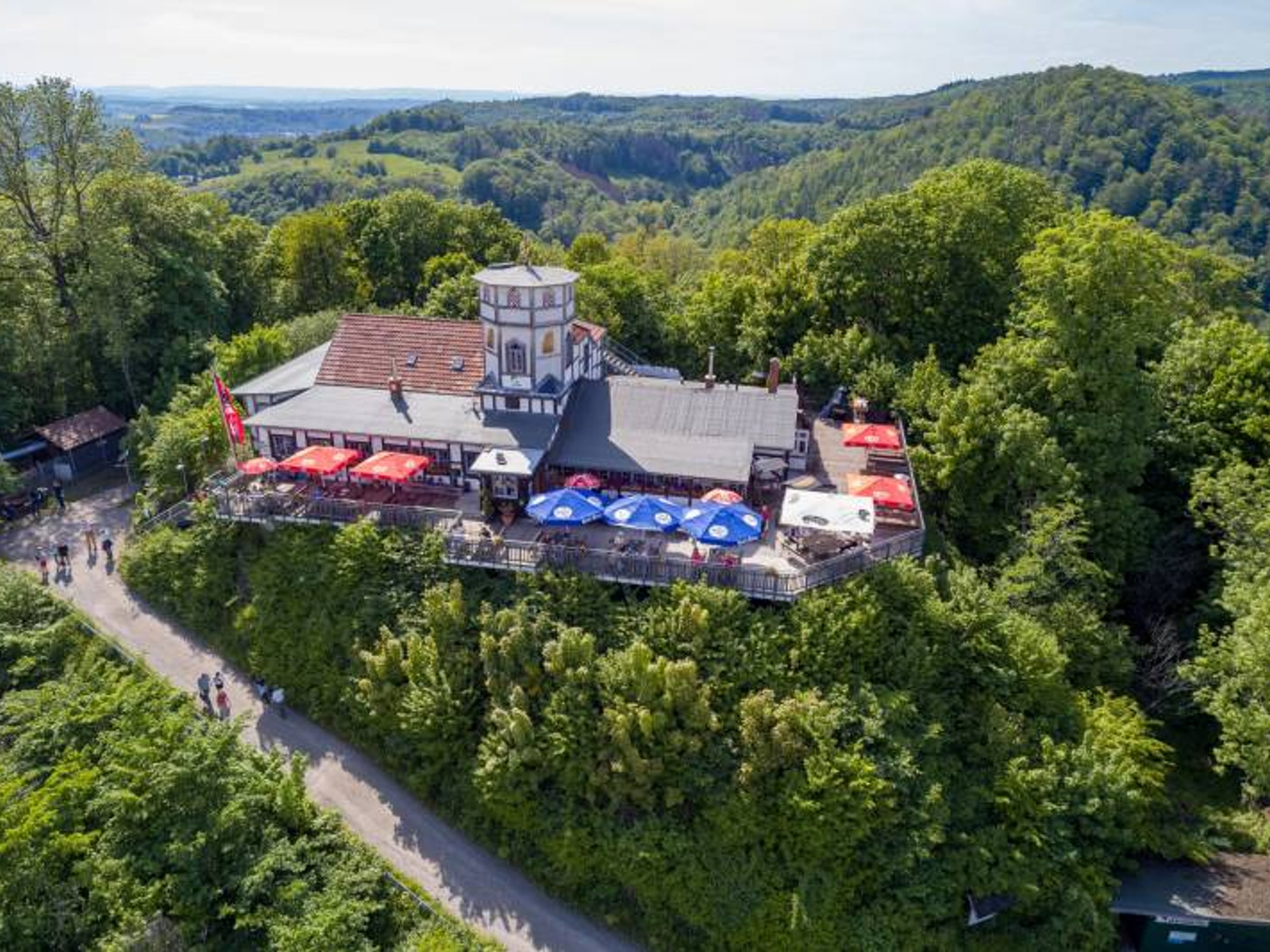 Luftaufnahme des Hausbergs in Bad Lauterberg