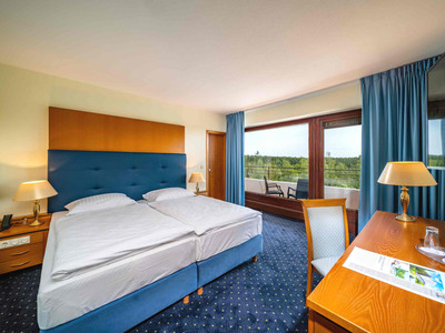 AHORN HARZ HOTEL BRAUNLAGE - Panorama Suite - Schlafzimmer