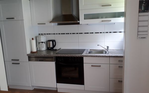 Moderne Einbauküche in der Ferienwohnung Bredehöft in Gnarrenburg
