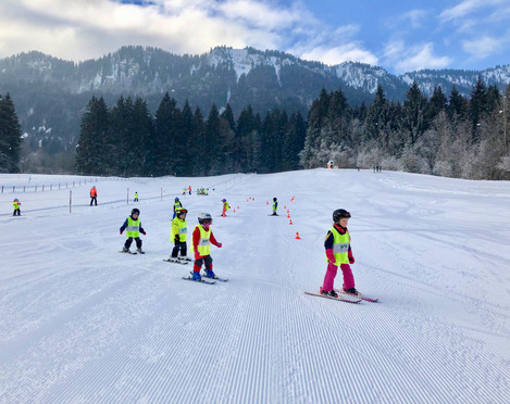 Skikurs  am Schnitzlerwieslift