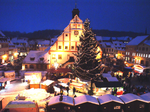 Der traditionelle Weihnachtsmarkt in Grimma