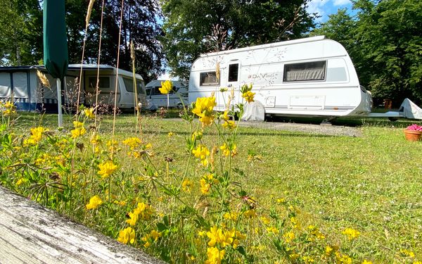 Dauercamper auf dem Campingplatz in Hassendorf