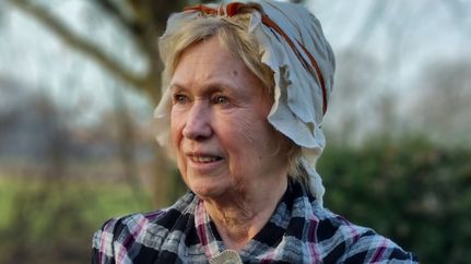 Hanna Tamke als "Hebamme Anna"