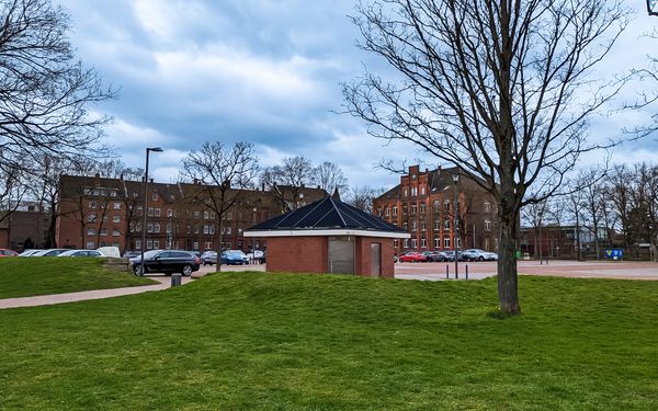 Öffentliche Toilette am Friedrich-Ebert-Platz Peine