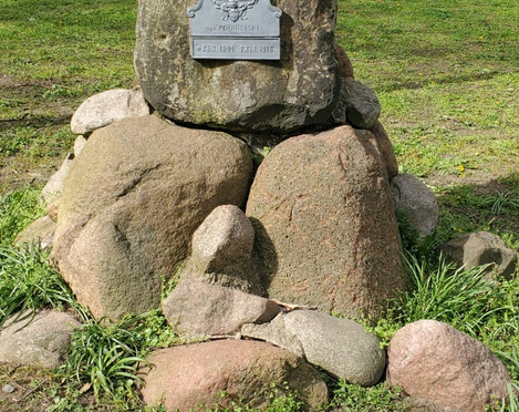 Podbielski Denkmal 1.JPG