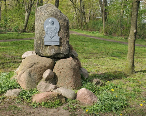 Podbielski Denkmal 2.JPG