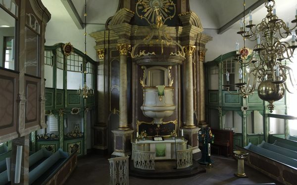 Kirche Altar .jpg