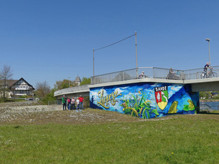Graffiti am ehemaligen Kraftwerk bei der Fußgängerbrücke
