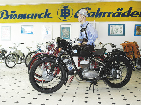  Historische Bismarck-Zweiräder Ausstellung