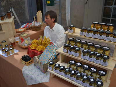 Der Bienenhüter auf dem Typisch Harz-Markt 