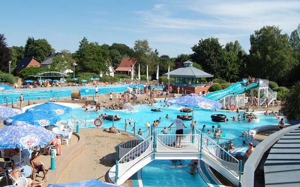 Außebereich des Erlebnisbades Ronolulu