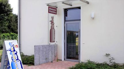 Eingang zum Glasmuseum Gnarrenburg