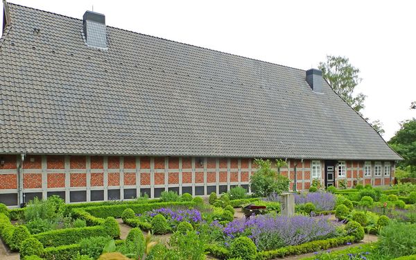 Garten und Außenansicht vom Heimathaus Rotenburg (Wümme)