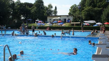 Freibad in Kirchtimke mit Schwimmer- und Nichtschwimmerbecken