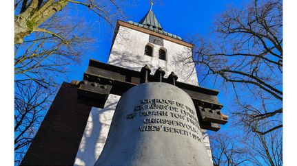 Turm der Stadtkirche in Rotenburg (Wümme) mit Betglocke