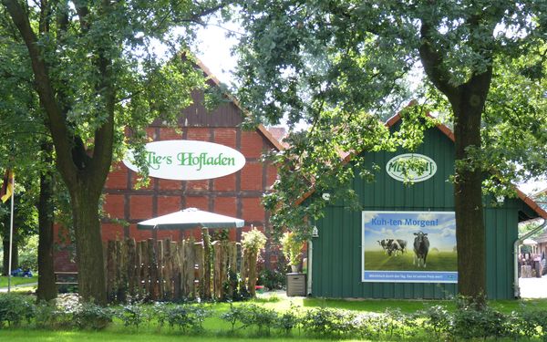Besuchen Sie unseren Hofladen und unsere Milchraststätte in Brüttendorf