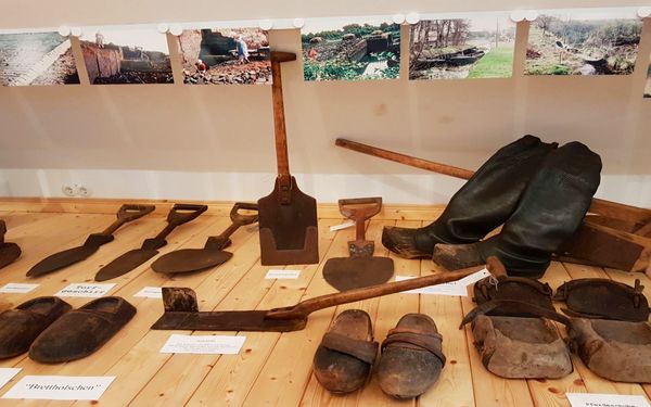 Exponate in der Dauerausstellung im Findorff-Haus Iselersheim