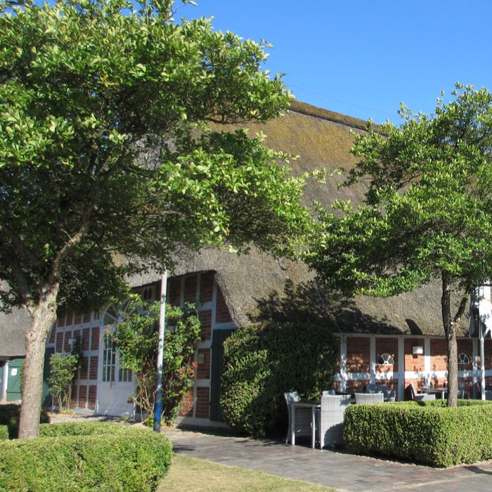 Niedersächsische Hofanlage Haus am See