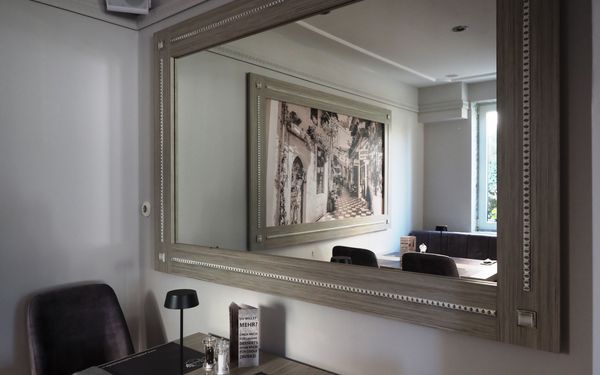 Restaurant Achillion Spiegel.JPG