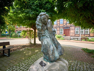 Skulptur vor Heimat Museum Hornburg
