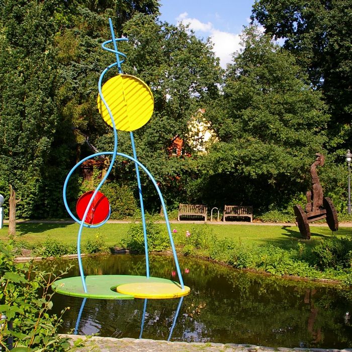 Bewegliches Objekt im Skulpturen Garten in Zeven