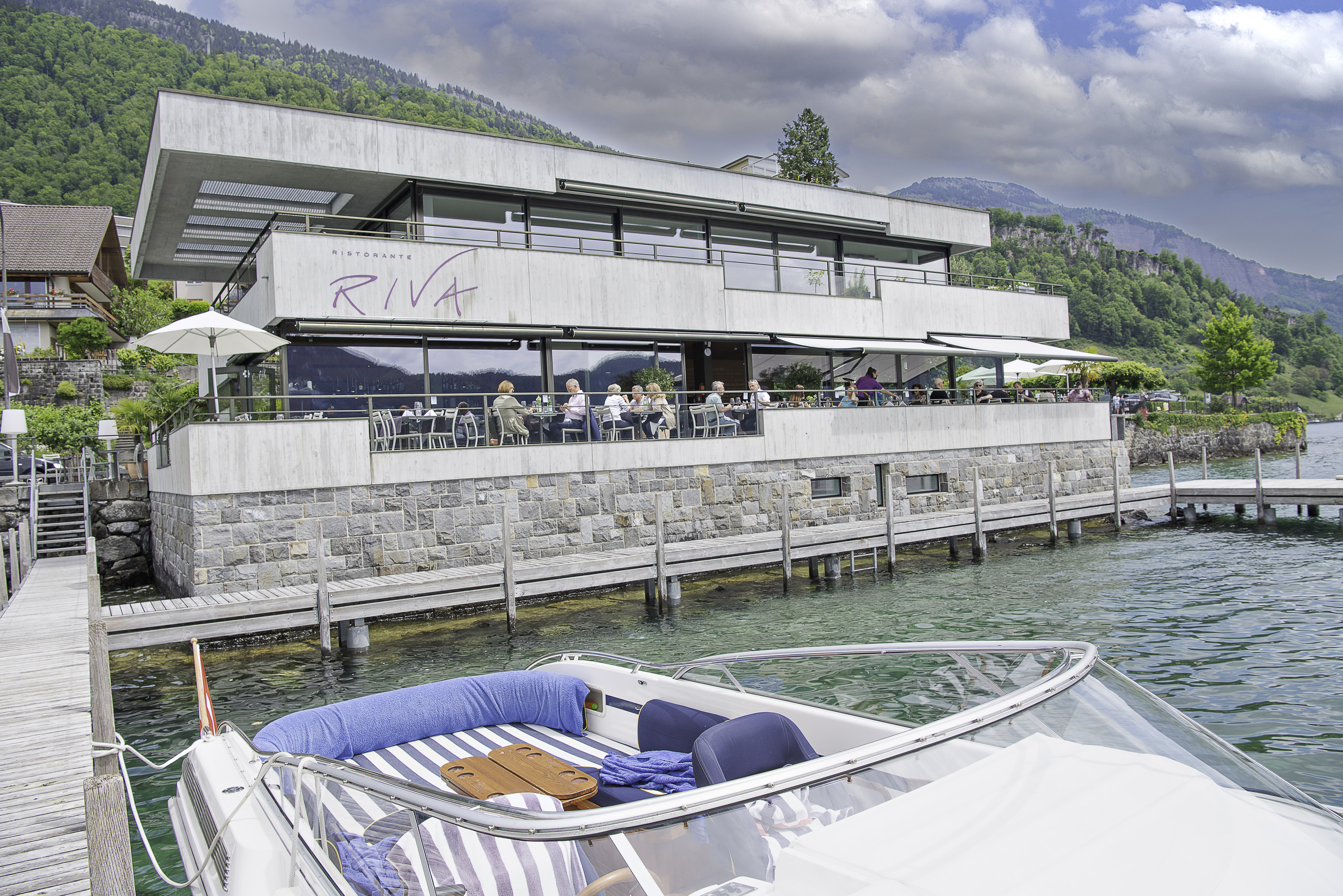 Restaurant Risson Restaurant RIVA