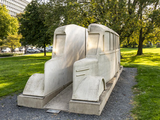 Denkmal-der-grauen-Busse-KoelnTourismus-Seelbach-5262.jpg