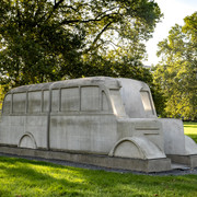 Denkmal-der-grauen-Busse-KoelnTourismus-Seelbach_5269.jpg