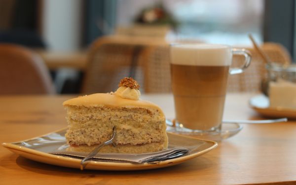 Selbstgebackene Kuchen und Torten im Café Wilma 